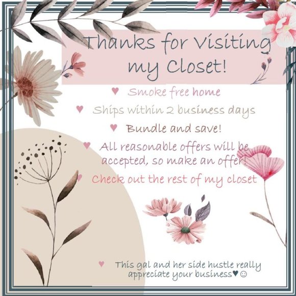 2/$25👗 Fun flowy dress - Picture 3 of 4